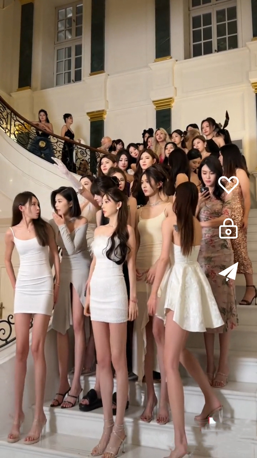 徐娘半老典故诗词截图